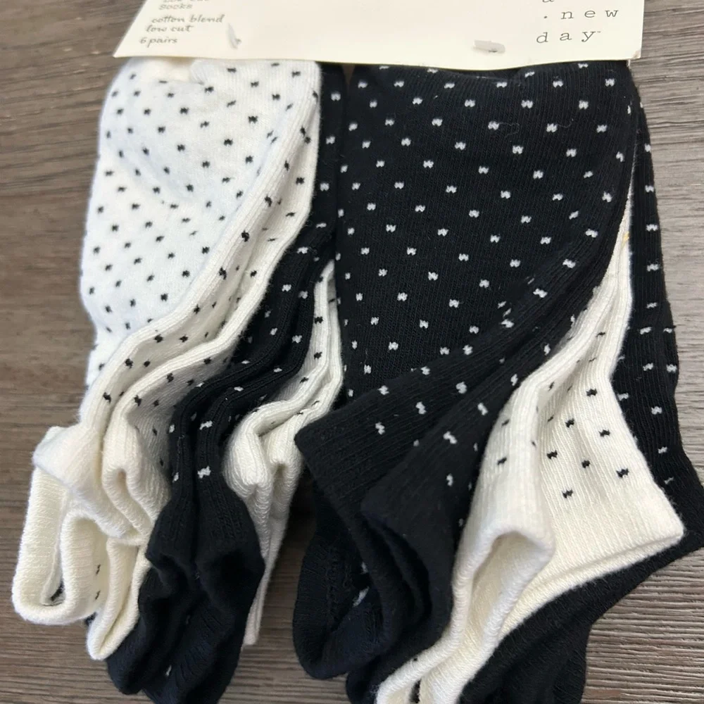 6 - Pack of Black and White Polka Dot Socks